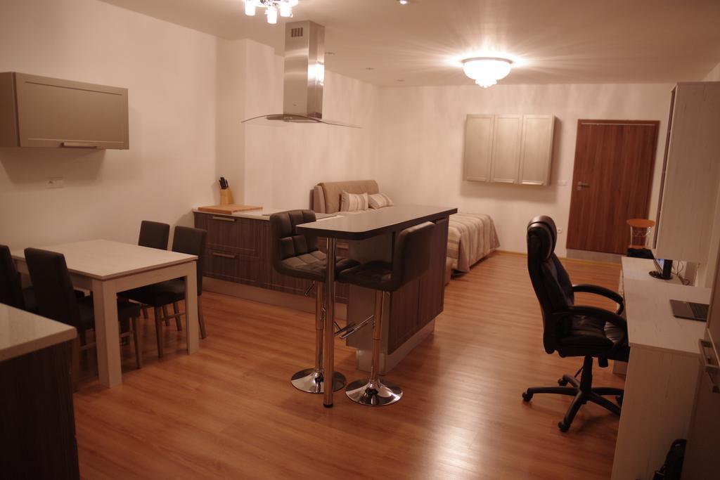 Studio Perla มาร์ติน ภายนอก รูปภาพ
